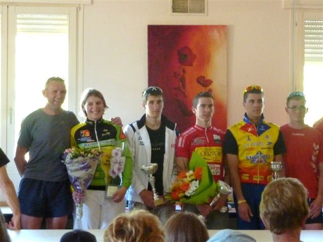 gal/Saison 2011/Course_Fresnes_8_mai_2011/Podium.JPG